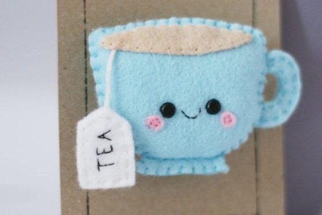 Броши из фетра своими руками: универсальное украшение на каждый день